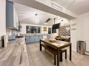 Photo 37- click for photo gallery